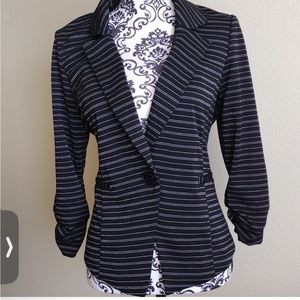 Black & White striped blazer ruched sleeves